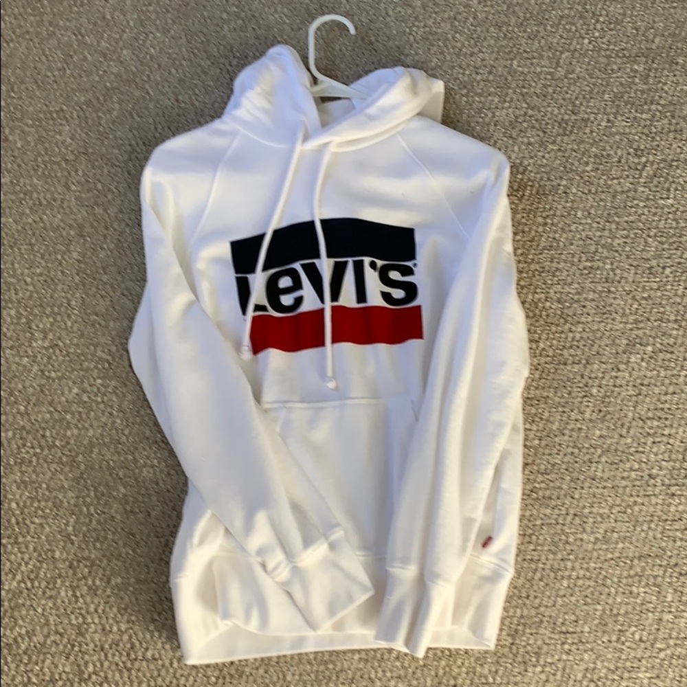 women’s Levi hoodie (barely worn)